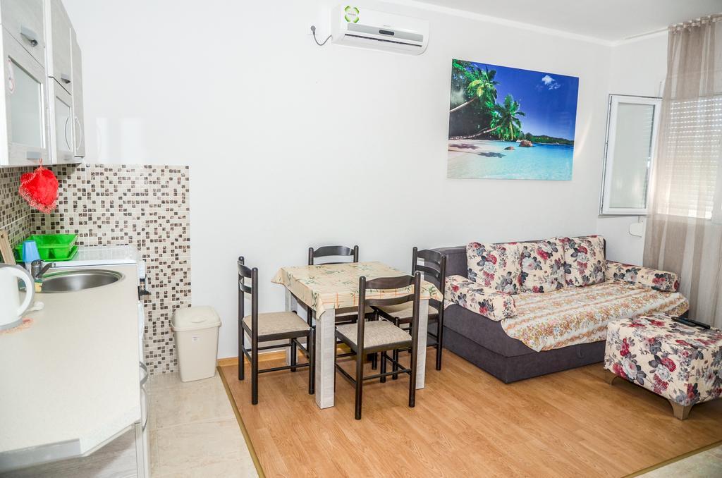 אולסינץ' Apartments Paradise מראה חיצוני תמונה
