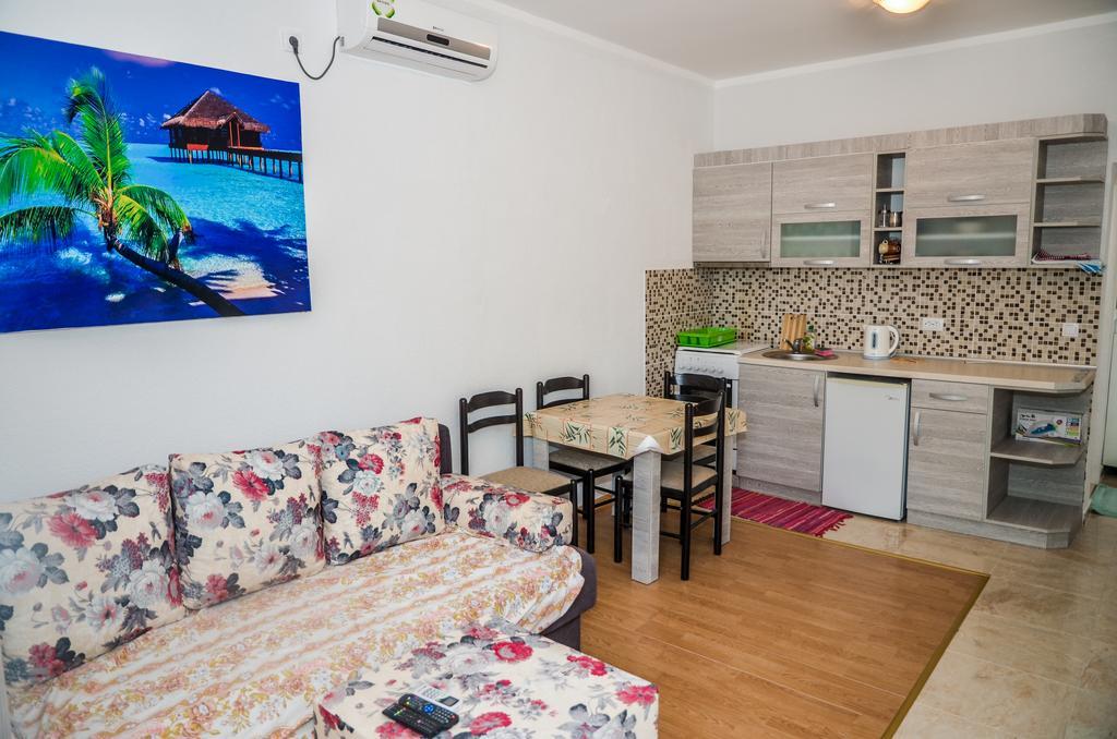 אולסינץ' Apartments Paradise מראה חיצוני תמונה